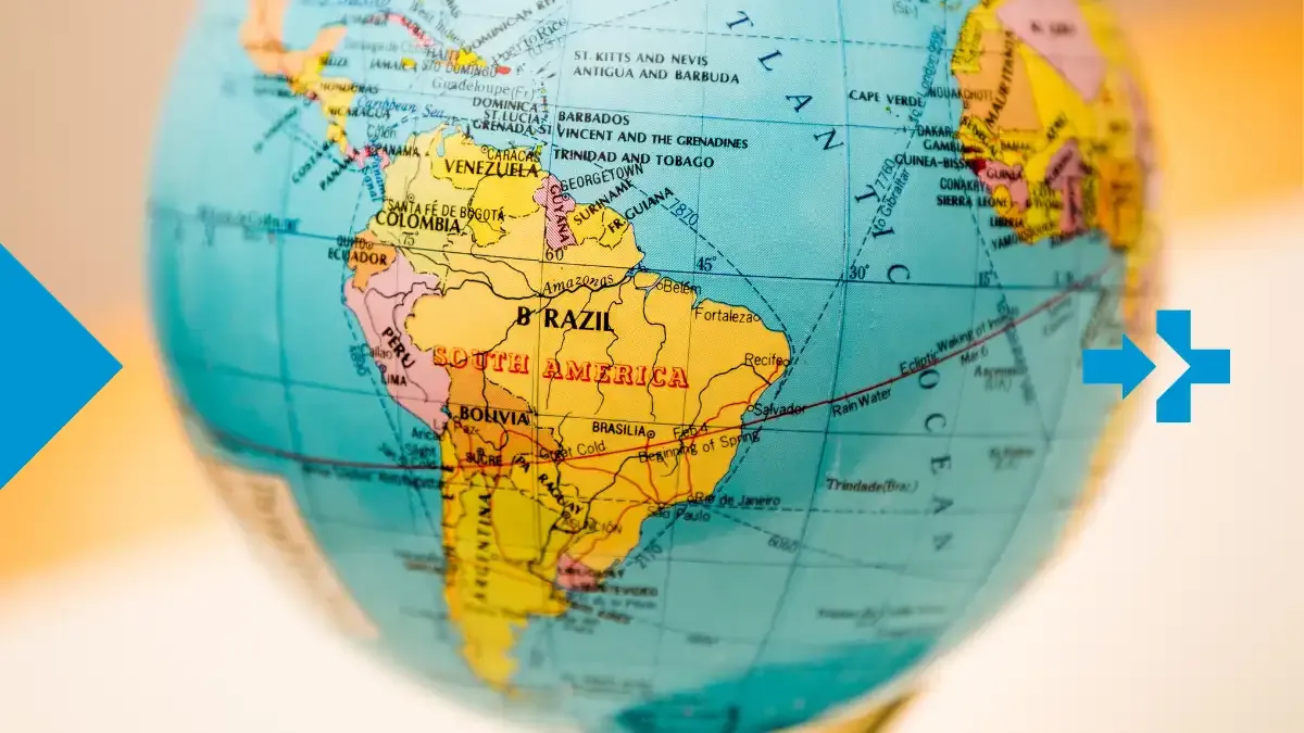 Globe mettant en évidence l’Amérique du Sud avec le Brésil, la Colombie, le Pérou et les pays voisins.