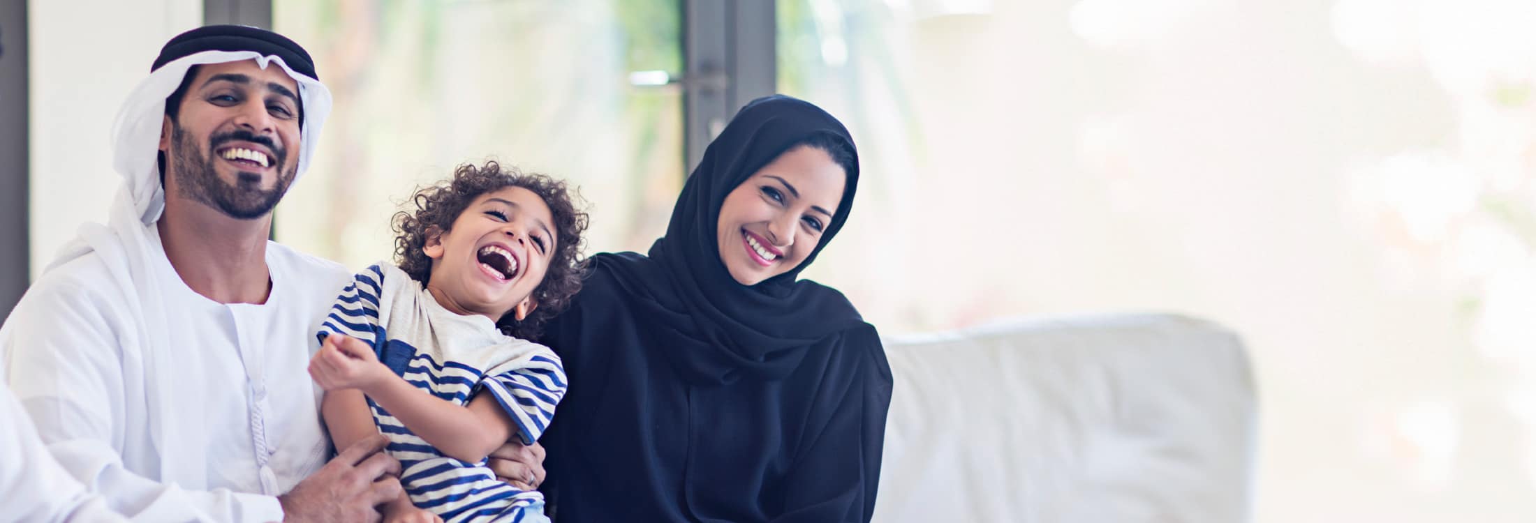Envie dinheiro online, rápido e seguro para seus amigos e familiares nos Emirados Árabes